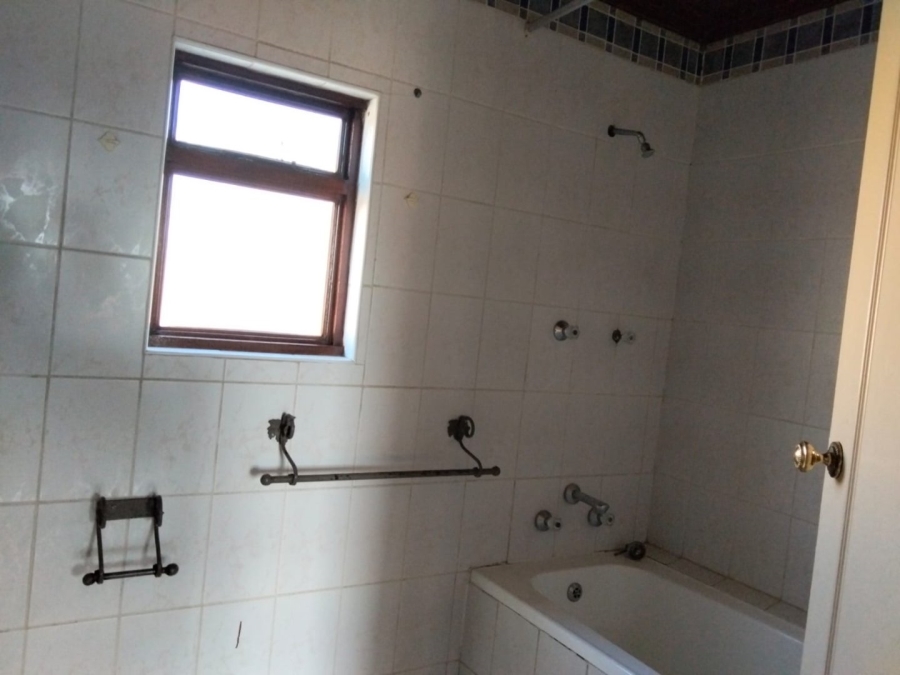 1 Bedroom Property for Sale in Brandwag Free State